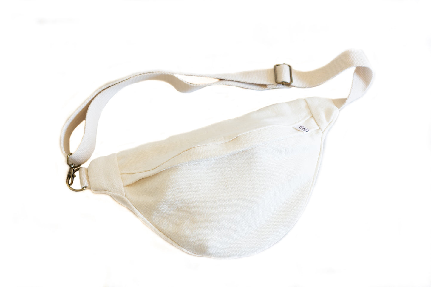 Banane blanche ivoire Étofé au design minimaliste en coton recyclé avec sangle ajustable beige