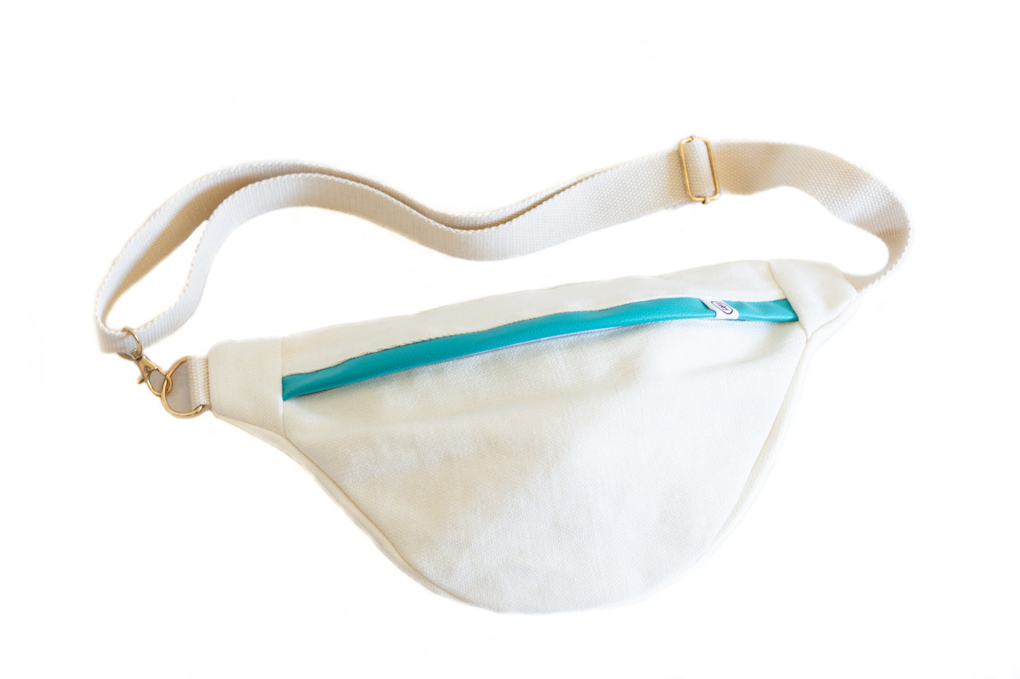 Banane blanche Étofé en coton recyclé avec fermeture éclair turquoise et sangle ajustable beige